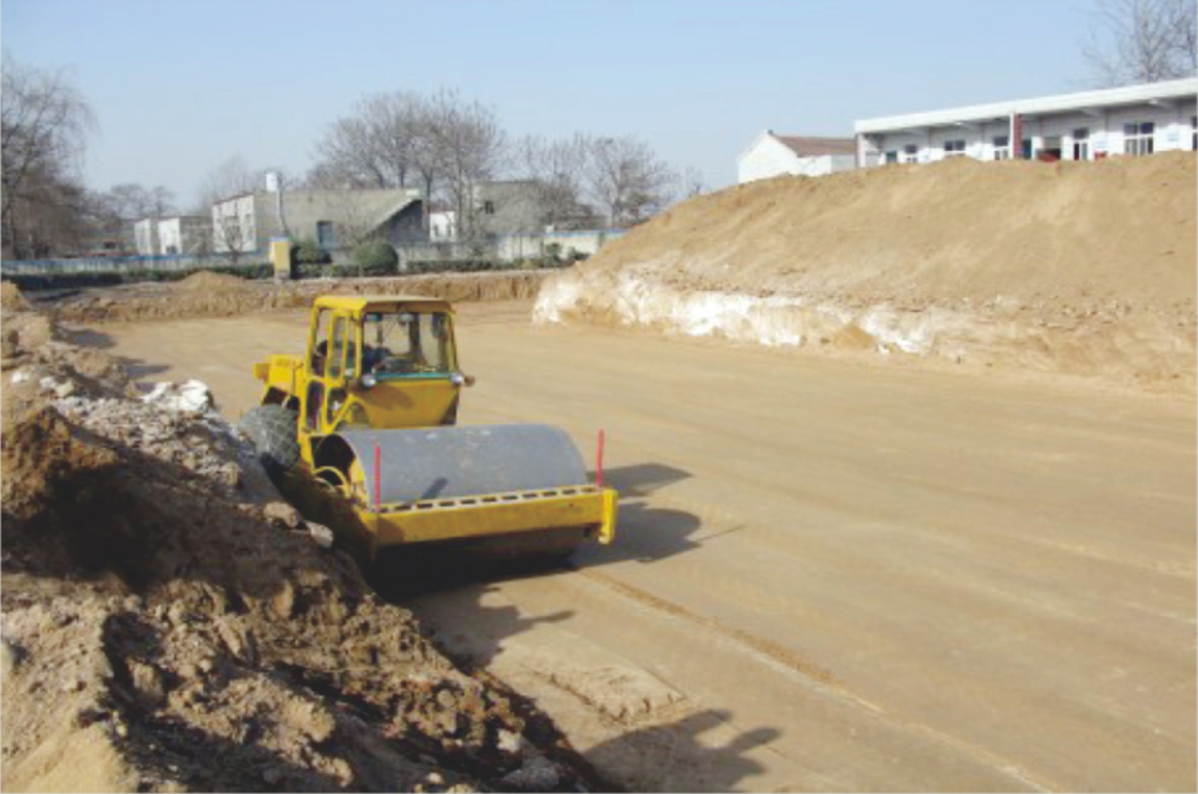 小蓝汽车零部件产业园厂区道路地基处理工程